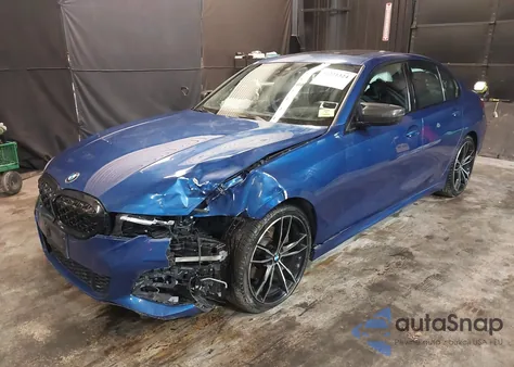 2021 BMW 330I xDrive z USA, uszkodzony, nr VIN 3MW5R7J03M8B83678